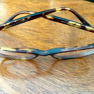 Designer frames ‘Hettie’ never worn.